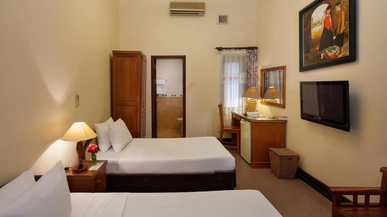 Lucky Central Hotel & Travel Hanoi Dış mekan fotoğraf