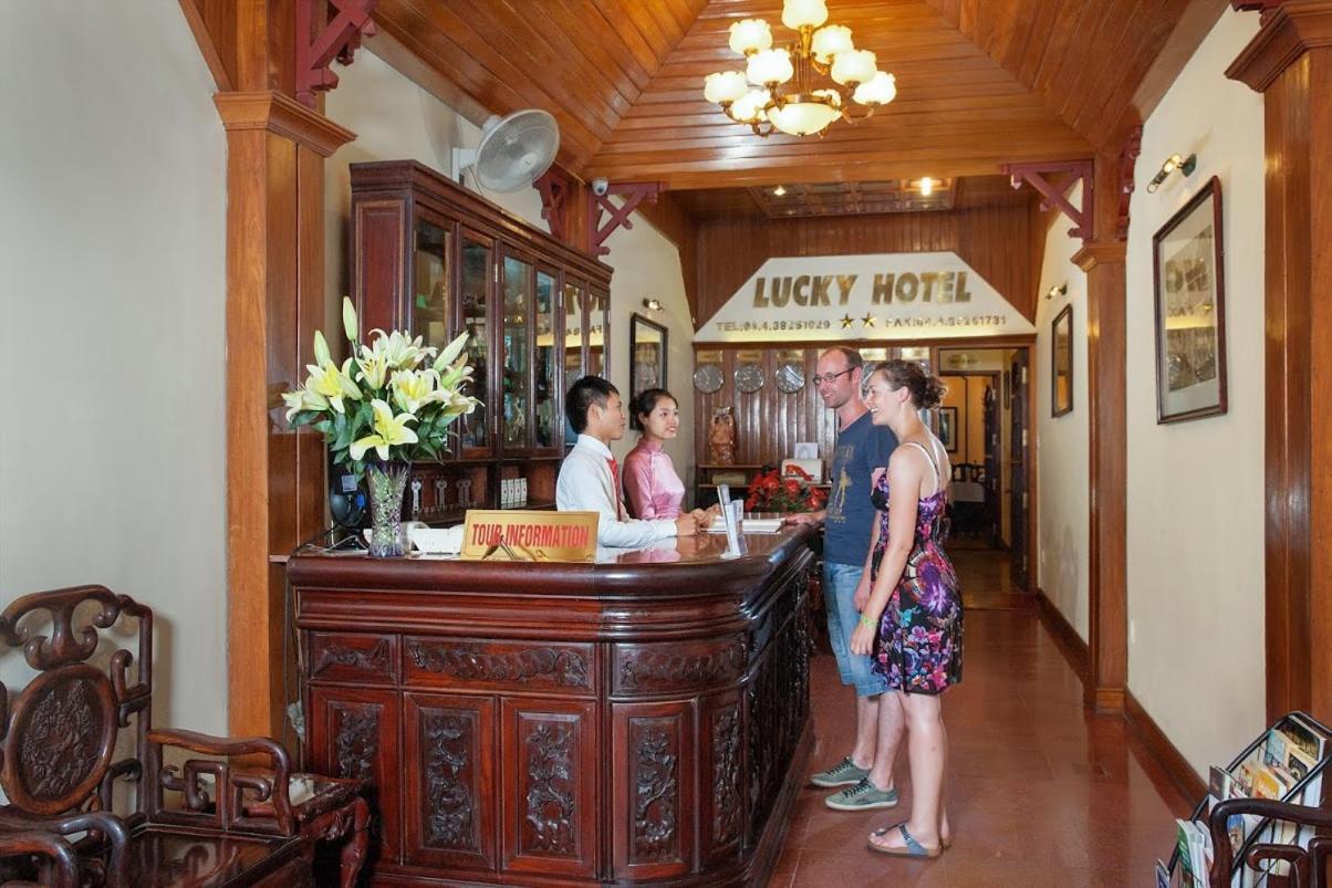 Lucky Central Hotel & Travel Hanoi Dış mekan fotoğraf