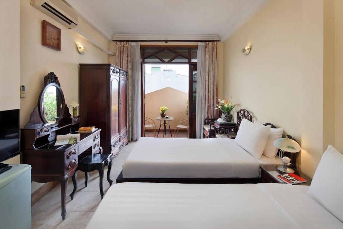 Lucky Central Hotel & Travel Hanoi Dış mekan fotoğraf