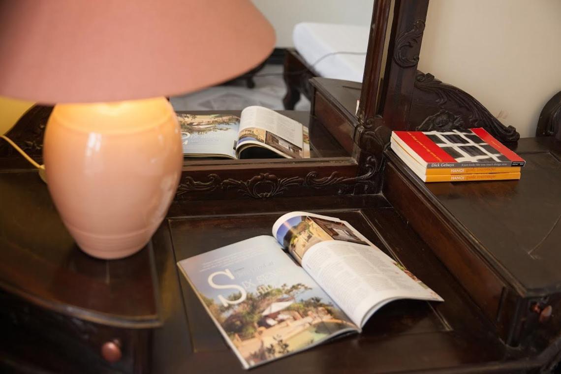 Lucky Central Hotel & Travel Hanoi Dış mekan fotoğraf
